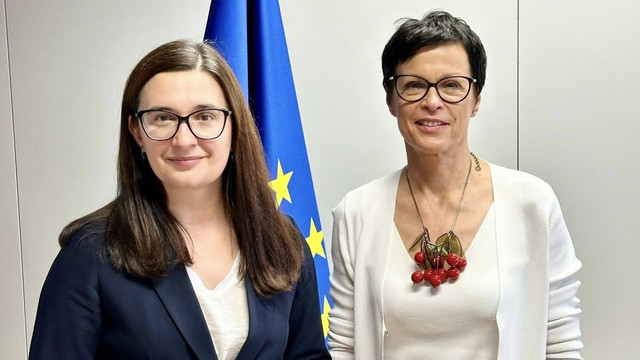 Cristina Gherasimov a avut mai multe întrevederi la Bruxelles cu lideri europeni, inclusiv cu Marta Kos. Analiza Capitolului 27 – Mediul înconjurător și schimbările climatice se încheie astăzi Cristina Gherasimov a avut mai multe întrevederi la Bruxelles cu lideri europeni, inclusiv cu Marta Kos. Analiza Capitolului 27 – Mediul înconjurător și schimbările climatice se încheie astăzi