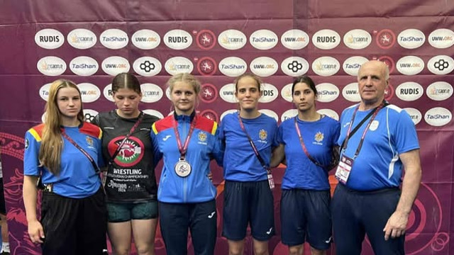 Medalii de bronz pentru tinerii luptători din R. Moldova, la Campionatul European U-20 din Italia