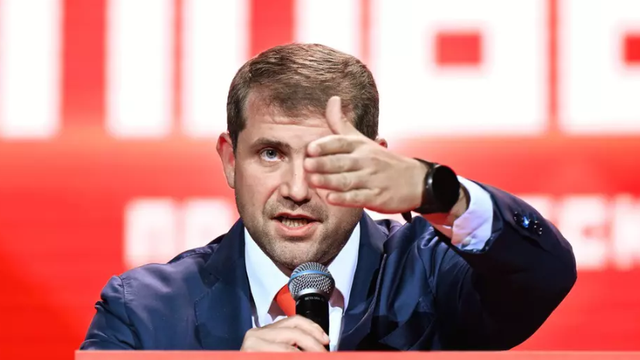 „Cei care complotează împotriva poporului și statului vor răspunde în fața legii”. Guvernul califică evenimentul organizat de Ilan Șor la Moscova drept „trădare de țară” „Cei care complotează împotriva poporului și statului vor răspunde în fața legii”. Guvernul califică evenimentul organizat de Ilan Șor la Moscova drept „trădare de țară”