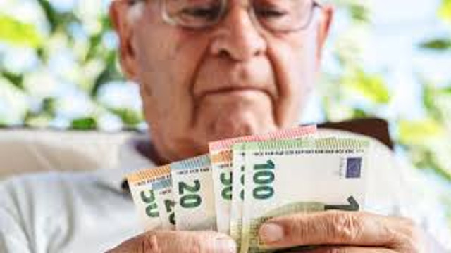 Va fi facilitat procesul de obținere a pensiei de întreținere în străinătate. Republica Moldova aderă la Convenția care prevede acest lucru