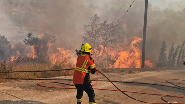 Pompieri din Republica Moldova vor ajuta la stingerea incendiilor forestiere din Grecia Pompieri din Republica Moldova vor ajuta la stingerea incendiilor forestiere din Grecia