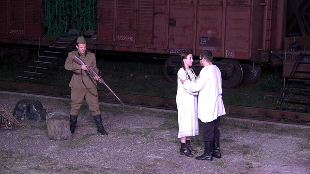 „Tema pentru acasă”. Actorii de la Teatrul Vasile Alecsandri din Bălți vor prezenta în PMAN spectacolul dedicat memoriei deportărilor staliniste „Tema pentru acasă”. Actorii de la Teatrul Vasile Alecsandri din Bălți vor prezenta în PMAN spectacolul dedicat memoriei deportărilor staliniste