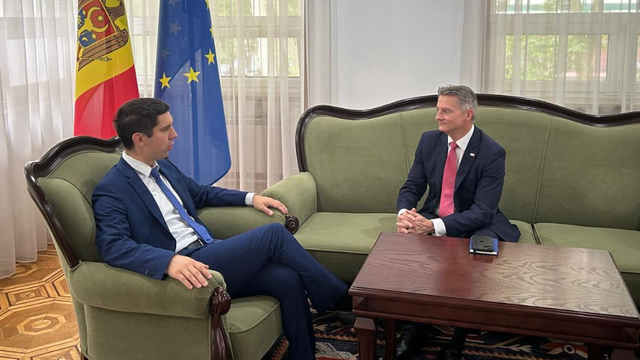 Mihai Popșoi, întrevedere cu noul însărcinat cu afaceri al SUA la Chișinău. Sprijinul ferm pentru integrarea europeană a Republicii Moldova, confirmat de oficialul american Mihai Popșoi, întrevedere cu noul însărcinat cu afaceri al SUA la Chișinău. Sprijinul ferm pentru integrarea europeană a Republicii Moldova, confirmat de oficialul american