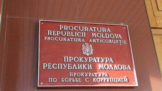 Procurorii anticorupție Iachimovschi și Cernei au promovat evaluarea externă