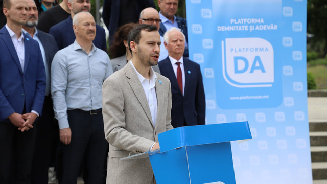 Politicienii platformei DA se alătură echipei PAS la parlamentare