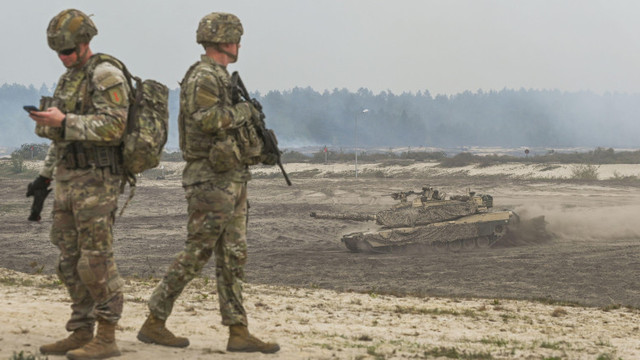 Linia de Apărare de pe Flancul Estic al NATO. General american: Putem opri un atac în masă cu 22 de divizii ale Rusiei, în acest moment
Linia de Apărare de pe Flancul Estic al NATO. General american: Putem opri un atac în masă cu 22 de divizii ale Rusiei, în acest moment