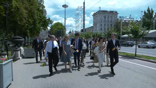 LIVE | Depunerea actelor pentru înregistrarea în campanie electorală a Partidului Acțiune și Solidaritate LIVE | Depunerea actelor pentru înregistrarea în campanie electorală a Partidului Acțiune și Solidaritate