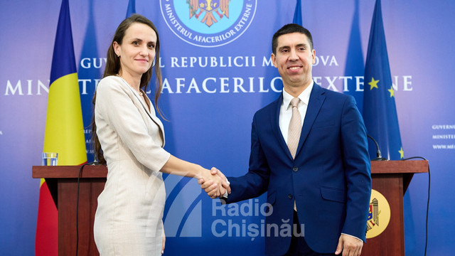 Ministra de externe Oana Țoiu, la Chișinău: Sunt onorată să fiu într-un loc atât de conectat de România, cu multiple legături comune Ministra de externe Oana Țoiu, la Chișinău: Sunt onorată să fiu într-un loc atât de conectat de România, cu multiple legături comune