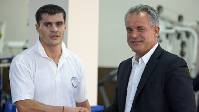 ULTIMA ORĂ | UPDATE: Constantin Țuțu este cel reținut în Grecia alături de Vladimir Plahotniuc