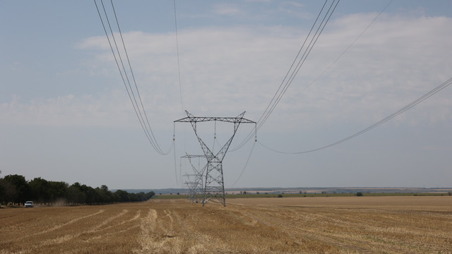 Progres semnificativ pe șantierul liniei electrice Vulcănești–Chișinău: Proiectul este realizat în proporție de 76% (FOTO) Progres semnificativ pe șantierul liniei electrice Vulcănești–Chișinău: Proiectul este realizat în proporție de 76% (FOTO)