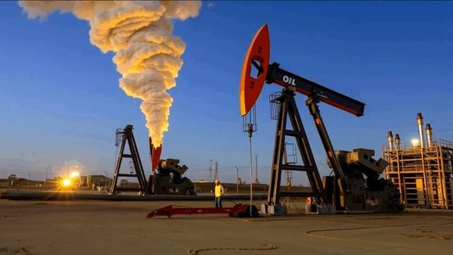 Prețul petrolului scade, pe fondul tensiunilor comerciale dintre SUA și UE Prețul petrolului scade, pe fondul tensiunilor comerciale dintre SUA și UE