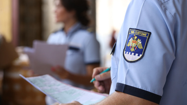 Serviciul Vamal raportează încasări de peste 828 milioane lei în ultima săptămână Serviciul Vamal raportează încasări de peste 828 milioane lei în ultima săptămână