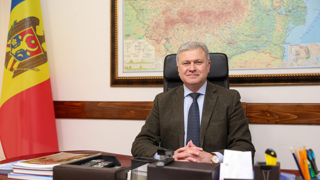 Ambasadorul Republicii Moldova în România, Victor Chirilă, îndemn la vot pentru scrutinul din septembrie: „Să nu ne lăsăm manipulați de vânzători de țară”  Ambasadorul Republicii Moldova în România, Victor Chirilă, îndemn la vot pentru scrutinul din septembrie: „Să nu ne lăsăm manipulați de vânzători de țară”