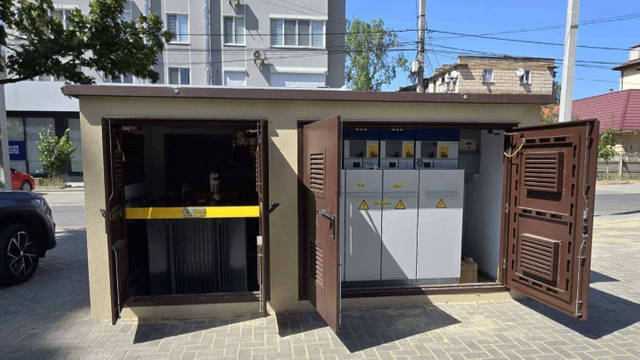Pană de curent la Durlești: 140 de consumatori au rămas fără energie electrică, după furtul unui transformator Pană de curent la Durlești: 140 de consumatori au rămas fără energie electrică, după furtul unui transformator