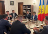 Discuții între autoritățile de la București și Chișinău despre gestionarea atacurilor hibride, combaterea dezinformării și a ingerințelor ruse, la Ambasada României 