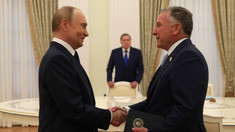 Trimisul special al lui Donald Trump a vorbit aproape trei ore cu Vladimir Putin. Cum vede Kremlinul discuția
