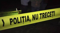 Femeie ucisă cu toporul la Telenești: un coleg de muncă este suspectat de crimă