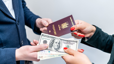 Doi bărbați, condamnați pentru trafic de influență în dosare de cetățenie română pentru cetățeni ruși