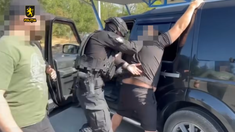 VIDEO | Patru membri ai organizațiilor criminale „Kitaeț” și „Makena” au fost reținuți pentru șantaj