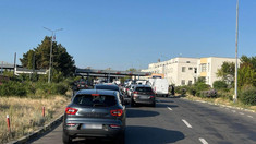 Trafic aglomerat la Vama Leușeni pe sensul de ieșire din Republica Moldova 
