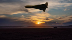 Ucraina, atacată cu zeci de drone de atac și o rachetă balistică în timpul întâlnirii Trump - Putin din Alaska. Replica Kievului