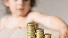 CNAS anunță finanțarea indemnizațiilor sociale pentru creșterea copilului
