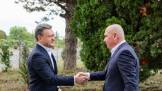 LIVE | Prim-miniștrii României și ai Republicii Moldova, Ilie Bolojan și Dorin Recean, susțin o conferință de presă la Chișinău 