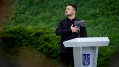 De Ziua Drapelului Ucrainei, Volodimir Zelenski insistă că nu va ceda Federației Ruse teritoriu ucrainean
