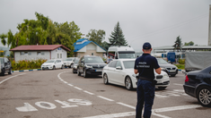Flux intens la graniță: Peste 98 de mii de traversări în ultimele 24 de ore. Câți străini au primit refuz de intrare în R. Moldova 