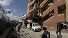 Atac israelian asupra unui spital din Gaza. Mai multe persoane au fost ucise, inclusiv patru jurnaliști
