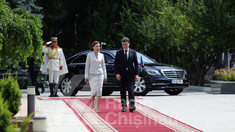 LIVE | Întâmpinarea Președintelui României, Nicușor Dan, de către Președinta Republicii Moldova, Maia Sandu