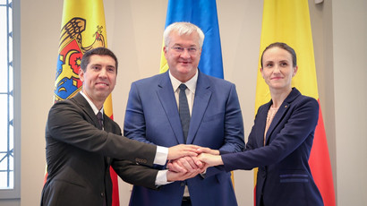 Oana Țoiu transmite un mesaj privind „hotărârea comună a României, Republicii Moldova și Ucrainei ca țările suverane să își decidă viitorul – un viitor european”