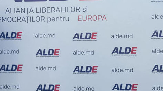 ALDE a depus de la CEC lista de candidați pentru alegerile parlamentare
ALDE a depus de la CEC lista de candidați pentru alegerile parlamentare