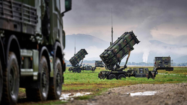Olanda va finanța cu 500 de milioane de euro achiziția de arme americane pentru Ucraina, inclusiv rachete Patriot, via NATO Olanda va finanța cu 500 de milioane de euro achiziția de arme americane pentru Ucraina, inclusiv rachete Patriot, via NATO