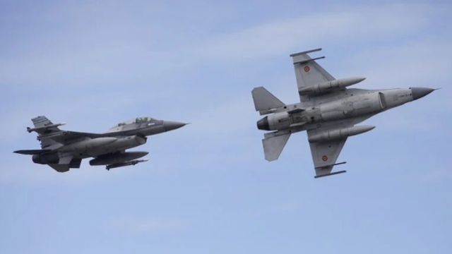 Armata română a ridicat în aer două avioare F16 după atacul Rusiei în apropierea frontierei României Armata română a ridicat în aer două avioare F16 după atacul Rusiei în apropierea frontierei României