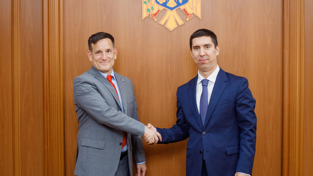 Mihai Popșoi, întrevedere cu însărcinatul cu afaceri ad-interim al SUA, Nick Pietrowicz. Cooperarea moldo-americană, în discuții
