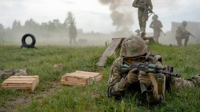 Ucraina anunță că a recucerit un sat de la Rusia
Ucraina anunță că a recucerit un sat de la Rusia