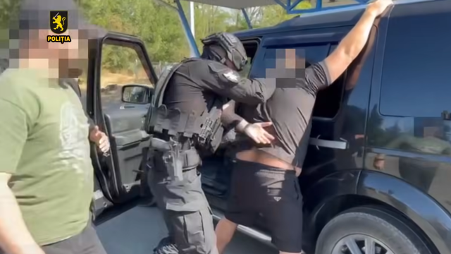 VIDEO | Patru membri ai organizațiilor criminale „Kitaeț” și „Makena” au fost reținuți pentru șantaj