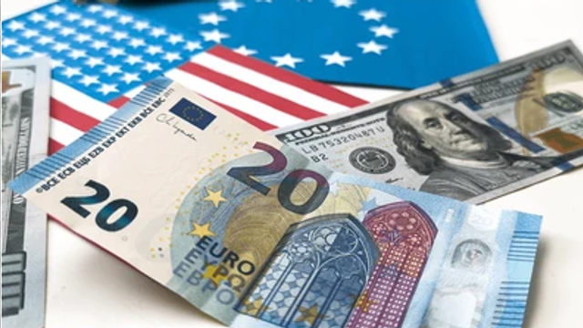 Cât valorează un euro și un dolar. Cursul valutar stabilit de BNM pentru astăzi, 19 august Cât valorează un euro și un dolar. Cursul valutar stabilit de BNM pentru astăzi, 19 august