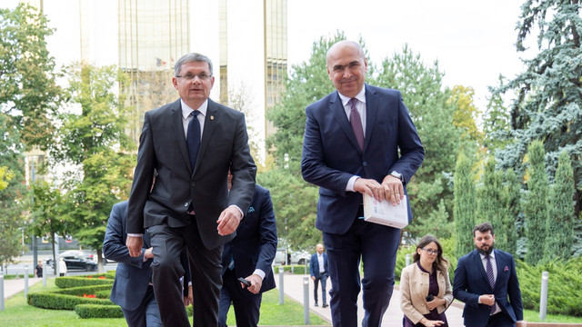 VIDEO | Igor Grosu, după întrevederea cu Ilie Bolojan: „Privim către exemplul României și urmăm aceeași cale” VIDEO | Igor Grosu, după întrevederea cu Ilie Bolojan: „Privim către exemplul României și urmăm aceeași cale”