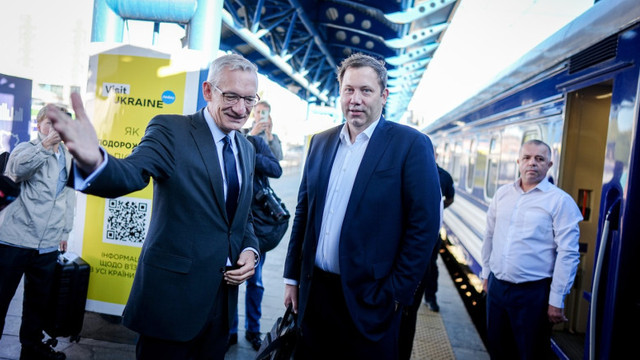 Ministrul german de finanțe, la Kiev: „Putin să nu-și facă iluzii că sprijinul Germaniei pentru Ucraina s-ar putea prăbuși” Ministrul german de finanțe, la Kiev: „Putin să nu-și facă iluzii că sprijinul Germaniei pentru Ucraina s-ar putea prăbuși”