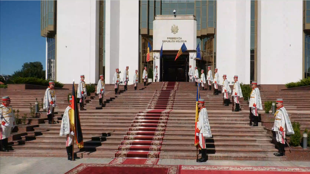 LIVE | Ceremonia de întâmpinare a Președintelui Franței, Emmanuel Macron, Cancelarului Germaniei, Friedrich Merz, și Prim-ministrului Poloniei, Donald Tusk, de către Președinta Maia Sandu LIVE | Ceremonia de întâmpinare a Președintelui Franței, Emmanuel Macron, Cancelarului Germaniei, Friedrich Merz, și Prim-ministrului Poloniei, Donald Tusk, de către Președinta Maia Sandu