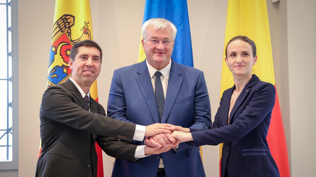 Oana Țoiu transmite un mesaj privind „hotărârea comună a României, Republicii Moldova și Ucrainei ca țările suverane să își decidă viitorul – un viitor european” Oana Țoiu transmite un mesaj privind „hotărârea comună a României, Republicii Moldova și Ucrainei ca țările suverane să își decidă viitorul – un viitor european”