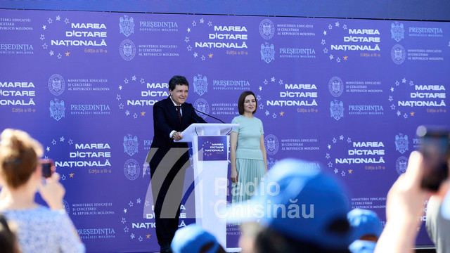 Nicușor Dan, la Chișinău de Ziua Limbii Române: „În ciuda tuturor presiunilor, ați luptat pentru a păstra această limbă și această identitate” Nicușor Dan, la Chișinău de Ziua Limbii Române: „În ciuda tuturor presiunilor, ați luptat pentru a păstra această limbă și această identitate”