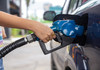 Benzina și motorina se ieftinesc ușor la început de săptămână 