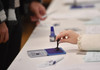 ELECTORALA 2025 | În 30 de secții de votare din țară și din străinătate alegătorii vor semna în lista electorală folosind tableta digitală
