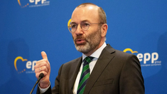 Liderul Partidului Popular European: „Ultimele alegeri din Republica Moldova au confirmat că țara dorește să adere la UE” 