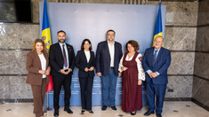 O delegație din cadrul Senatului României, în vizită la Parlament. Cooperarea în domeniul justiției și combaterea dezinformării, pe agenda discuțiilor (FOTO)