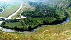 Meteorologii au emis cod roșu, cod portocaliu și cod galben de scurgeri mici de apă în majoritatea râurilor din Republica Moldova
