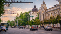 Traficul rutier în centrul Chișinăului, suspendat din această noapte. Cum va circula transportul public